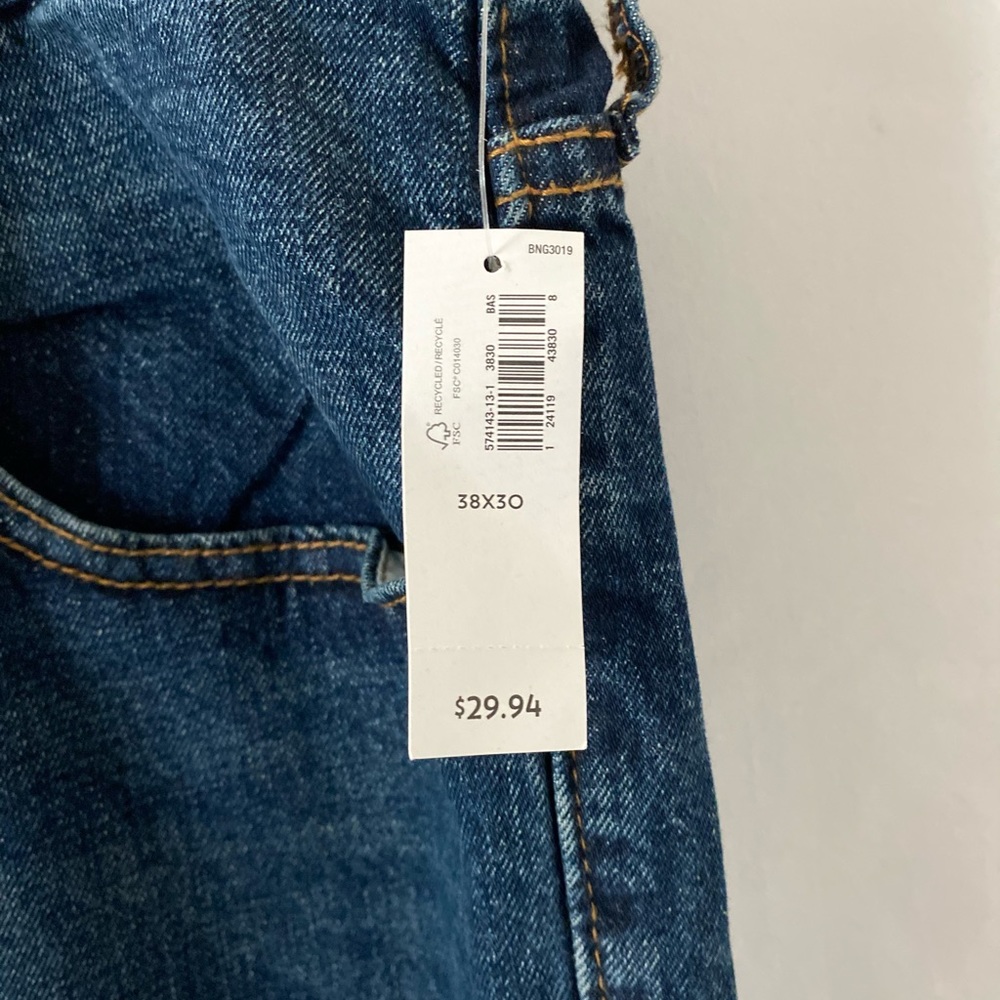 Old Navy Straight Jeans - Picture 6 of 7